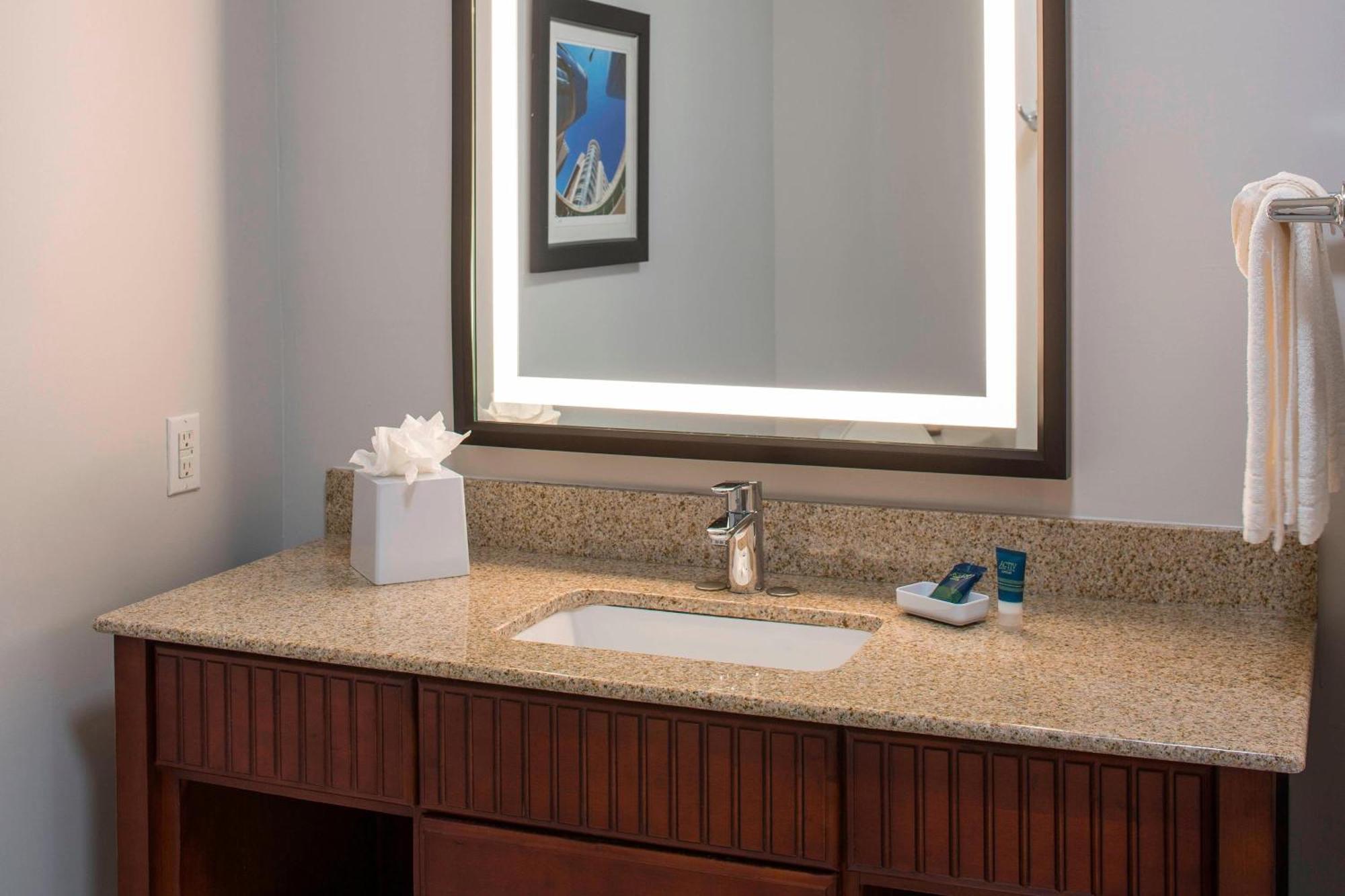Four Points By Sheraton Houston Hobby Airport Luaran gambar